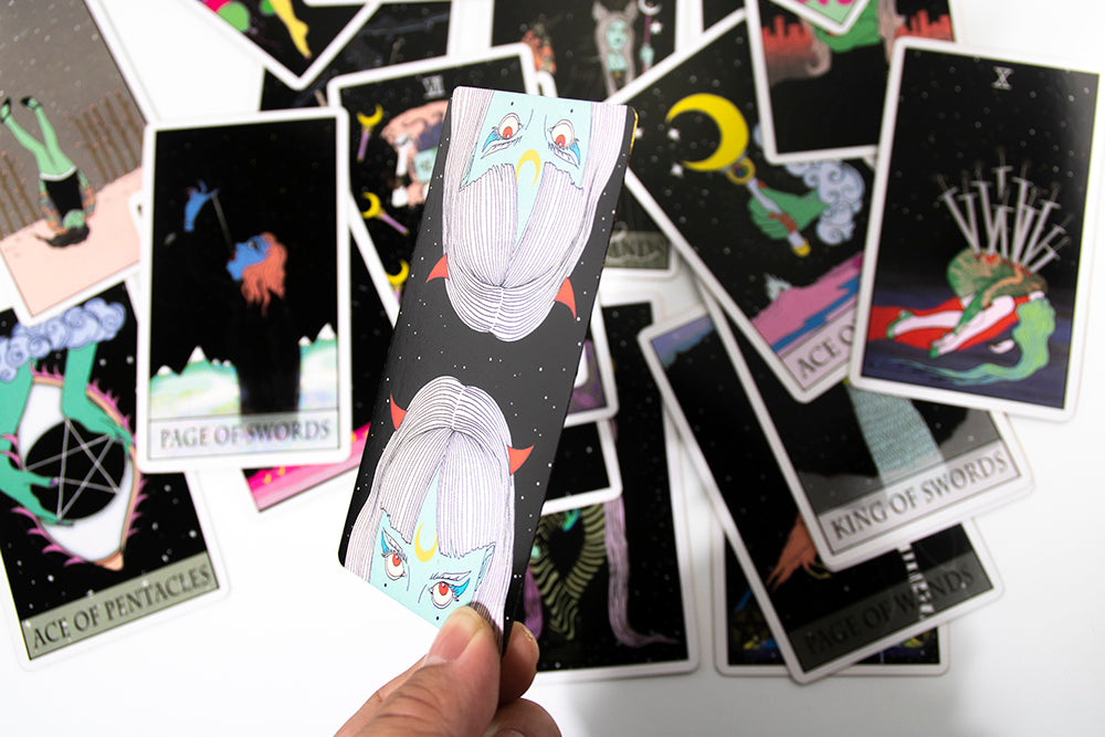 Moon Power Tarot (Deluxe Edition)