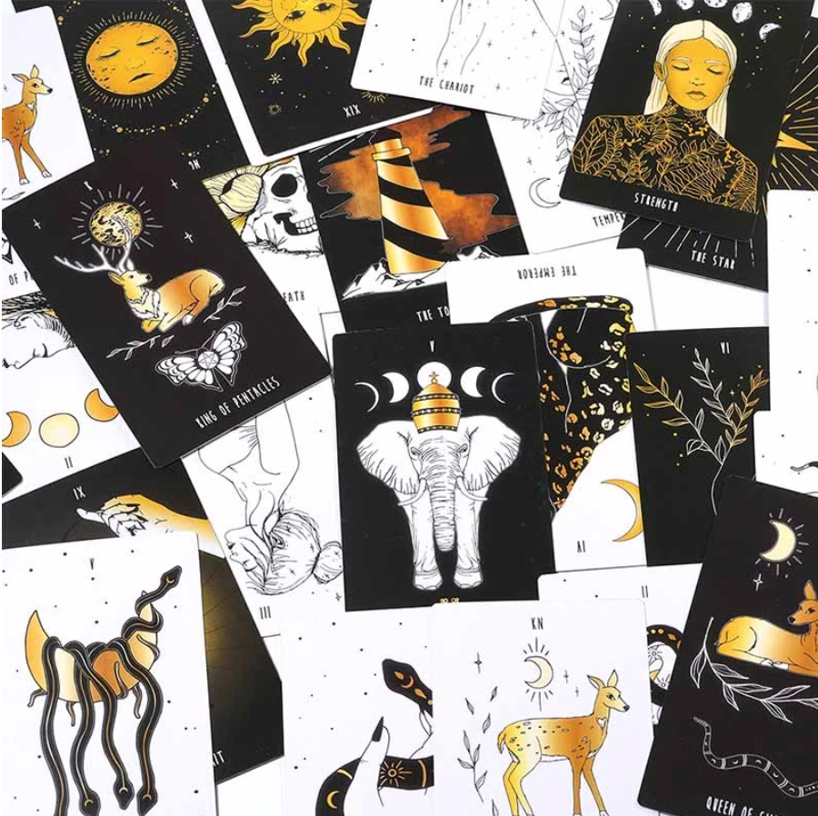 New Moon Tarot (Deluxe Edition)